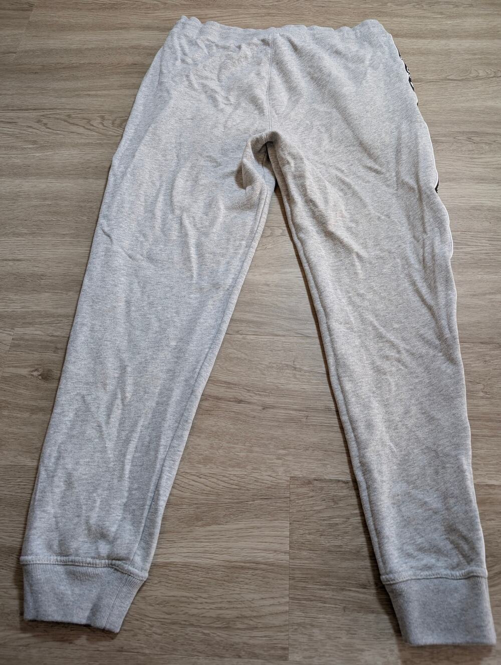 Aeropostale Womens Gray Size M Logo Tape Jogger Sweatpants Fleece Casual Cozy